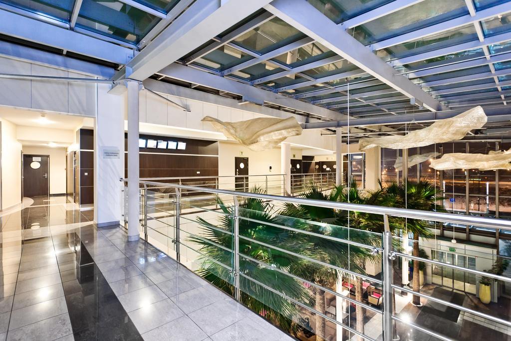 Qubus Hotel Krakow Exterior photo